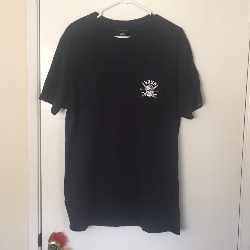 VANS black skull & crossbones tee